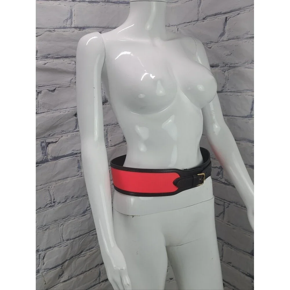 Emilio Pucci Women's Vintage Y2K 90s Genuine Leather Belt Italy Medium 28-31
